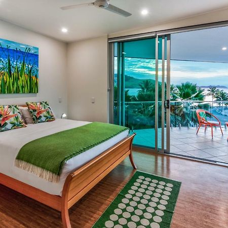 Pavillions Penthouse 25 - Luxury Waterfront Apartment With Private Roof Top Pool And Buggy Isla Hamilton Exterior foto