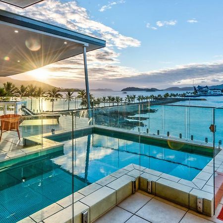 Pavillions Penthouse 25 - Luxury Waterfront Apartment With Private Roof Top Pool And Buggy Isla Hamilton Exterior foto