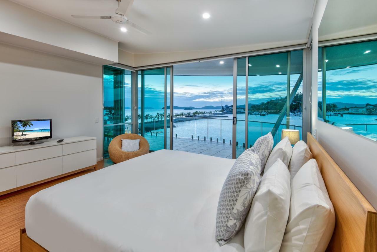 Pavillions Penthouse 25 - Luxury Waterfront Apartment With Private Roof Top Pool And Buggy Isla Hamilton Exterior foto
