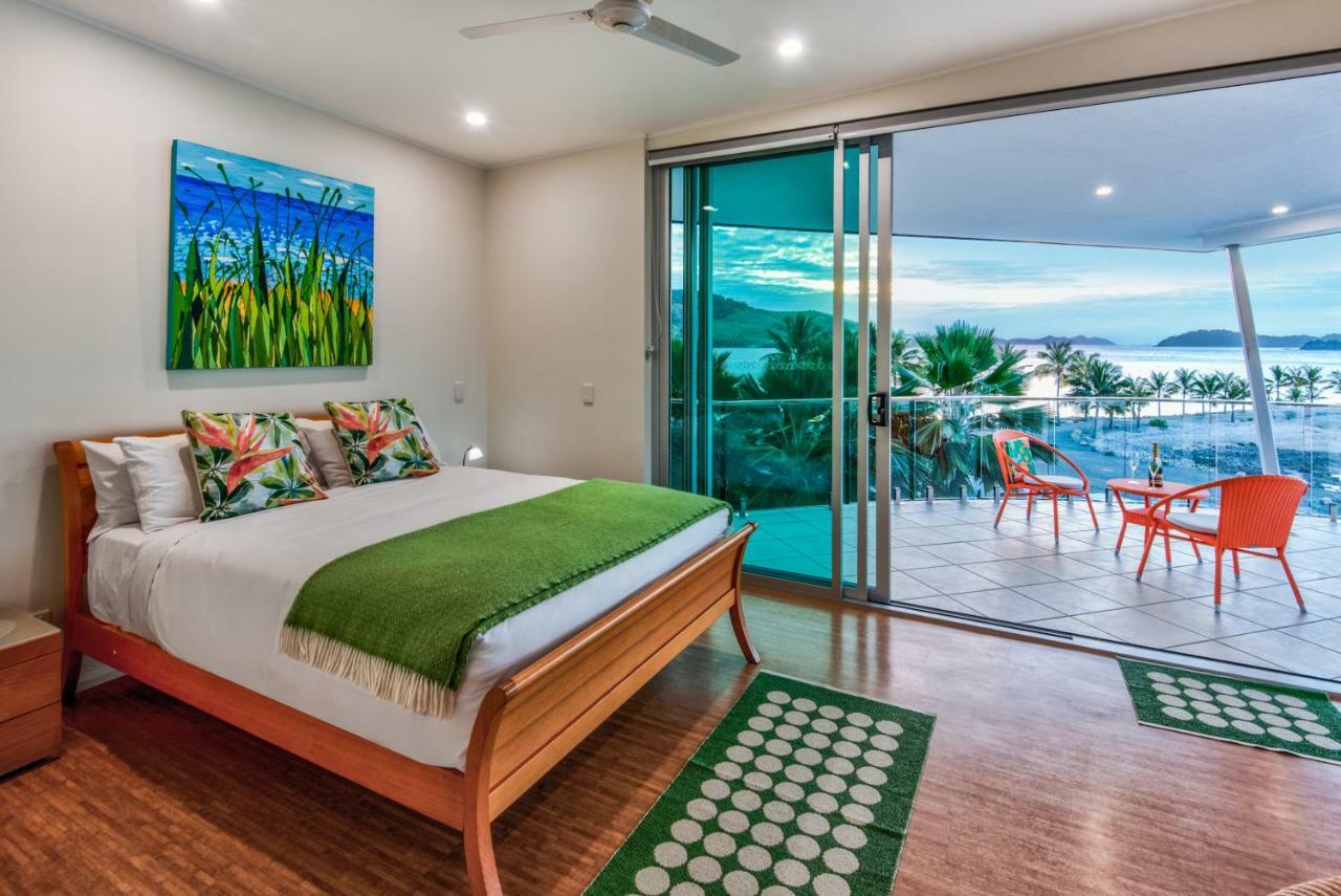 Pavillions Penthouse 25 - Luxury Waterfront Apartment With Private Roof Top Pool And Buggy Isla Hamilton Exterior foto