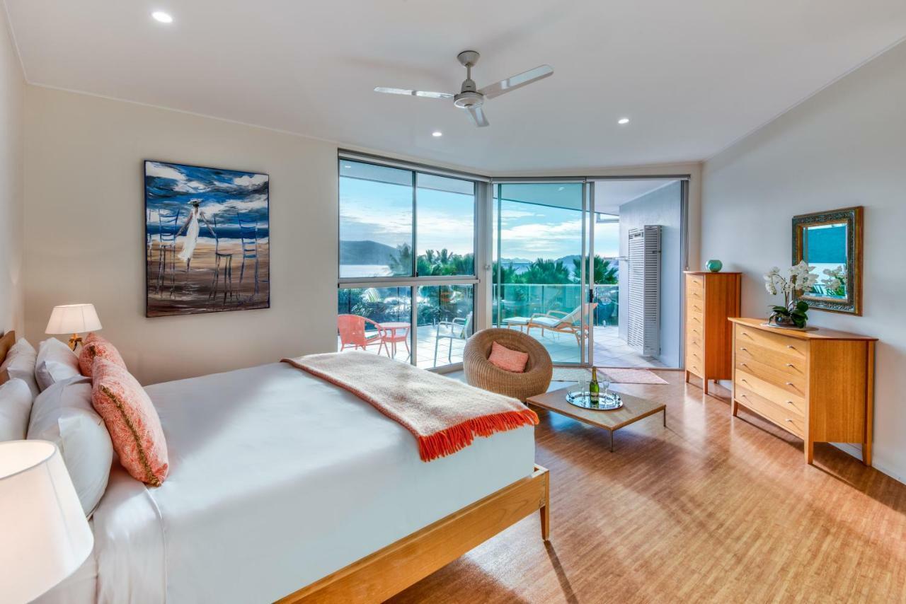Pavillions Penthouse 25 - Luxury Waterfront Apartment With Private Roof Top Pool And Buggy Isla Hamilton Exterior foto