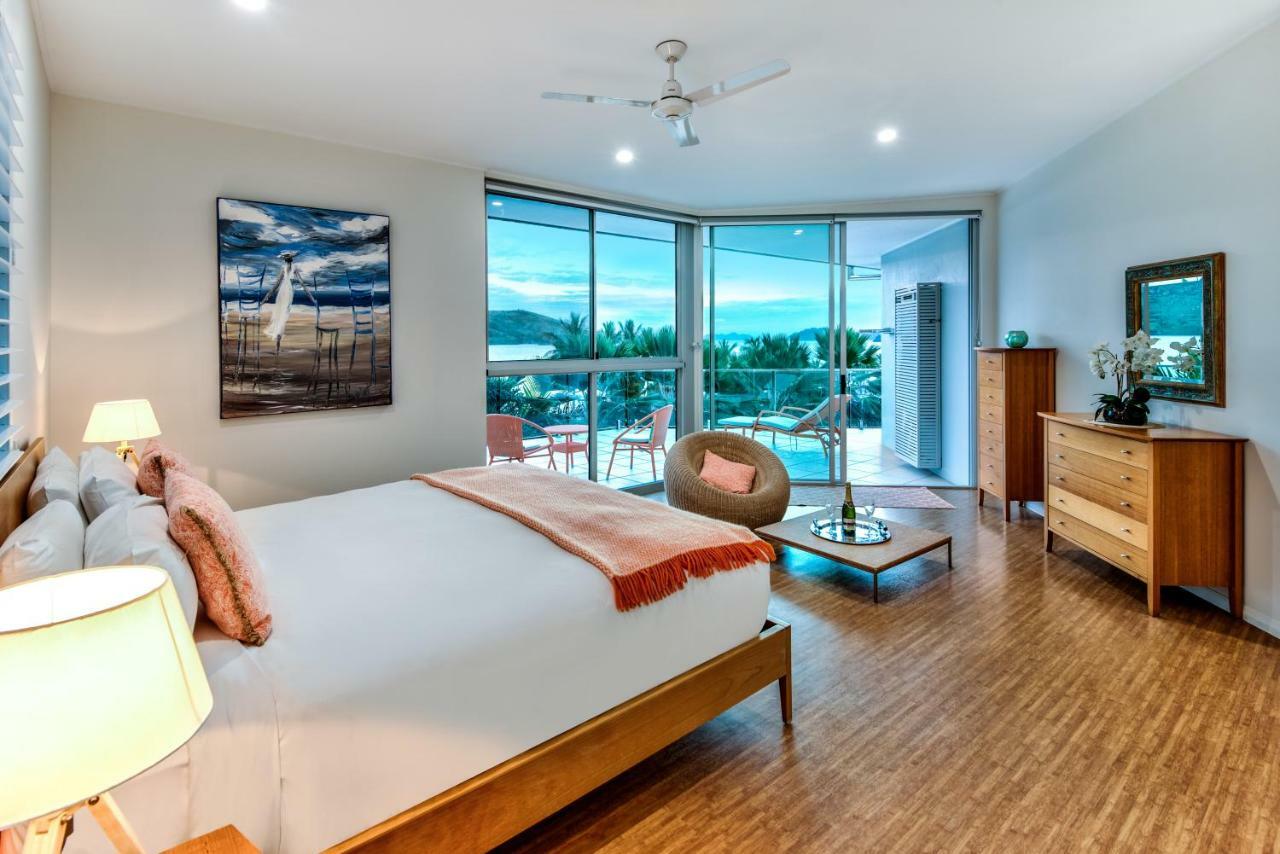 Pavillions Penthouse 25 - Luxury Waterfront Apartment With Private Roof Top Pool And Buggy Isla Hamilton Exterior foto