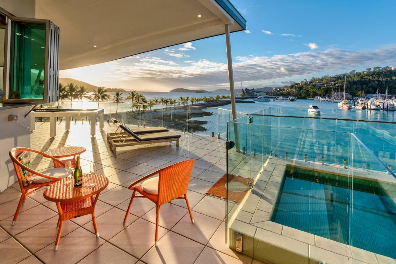 Pavillions Penthouse 25 - Luxury Waterfront Apartment With Private Roof Top Pool And Buggy Isla Hamilton Exterior foto
