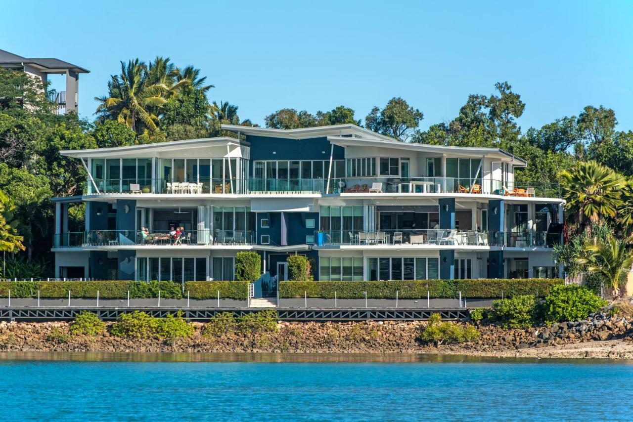 Pavillions Penthouse 25 - Luxury Waterfront Apartment With Private Roof Top Pool And Buggy Isla Hamilton Exterior foto