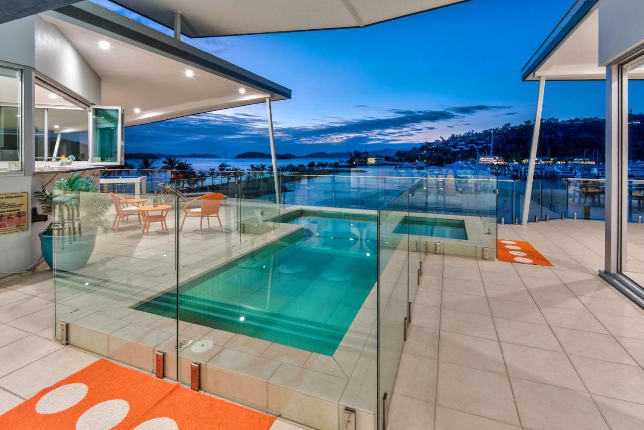 Pavillions Penthouse 25 - Luxury Waterfront Apartment With Private Roof Top Pool And Buggy Isla Hamilton Exterior foto