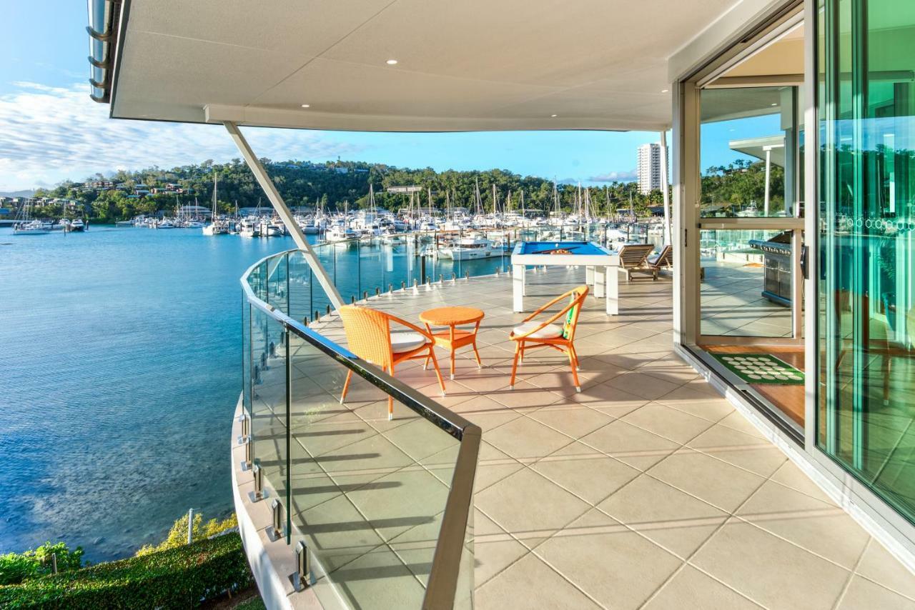 Pavillions Penthouse 25 - Luxury Waterfront Apartment With Private Roof Top Pool And Buggy Isla Hamilton Exterior foto